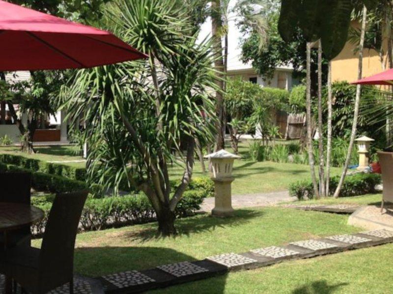 Dewi Sri Hotel Legian Exteriör bild